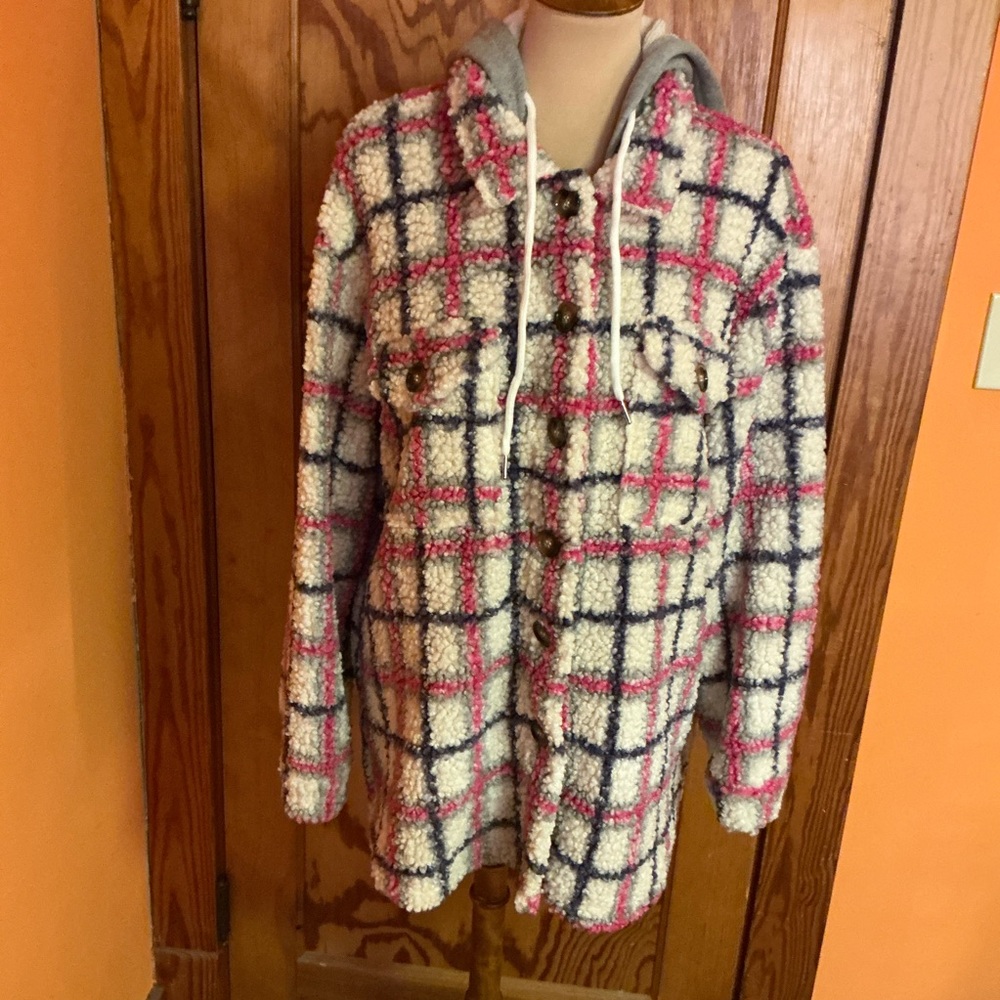 Davi & Dani Fuzzy Plaid Shacket - Picture 7 of 11